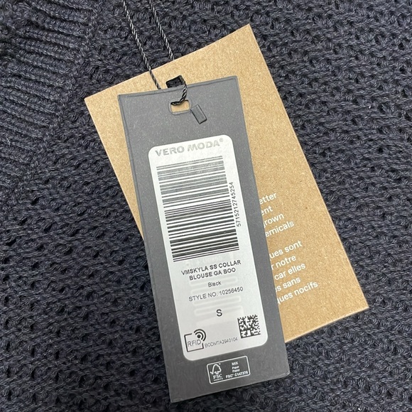 Vero Moda women black polo. Small. NWT! - Picture 2 of 8